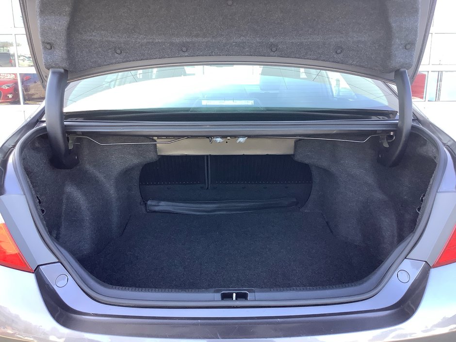 2016 Toyota CAMRY XSE-7