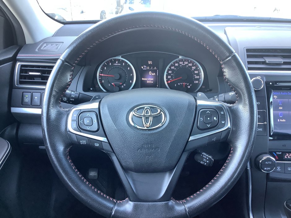 2016 Toyota CAMRY XSE-16