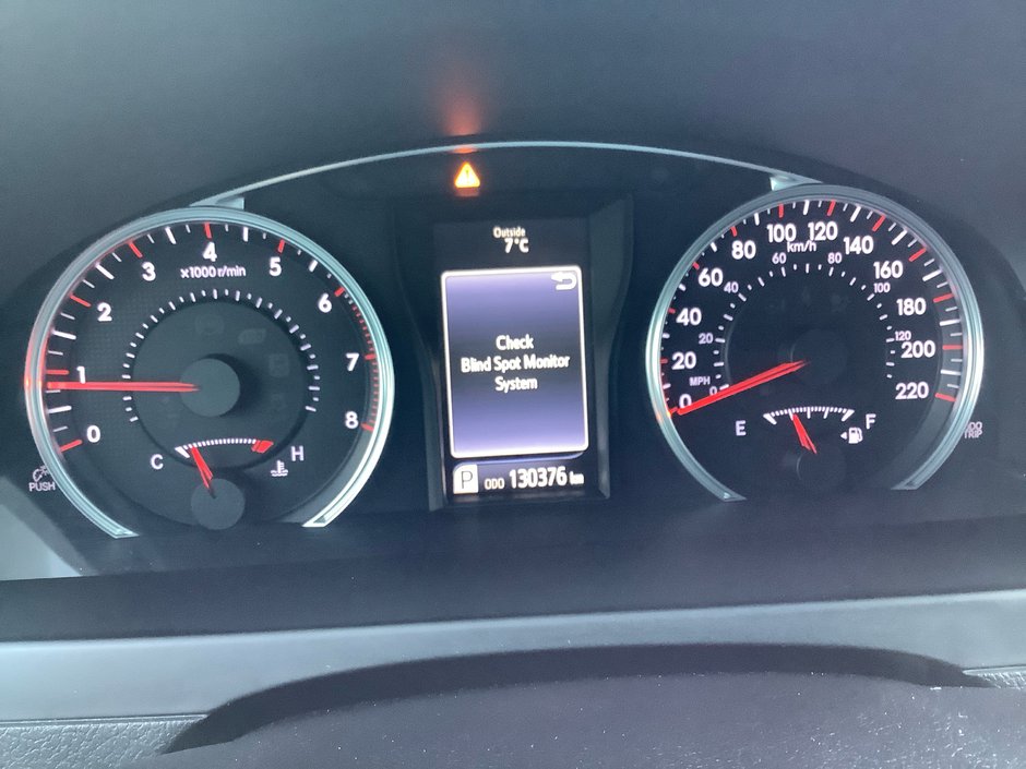 2015 Toyota CAMRY XSE-9