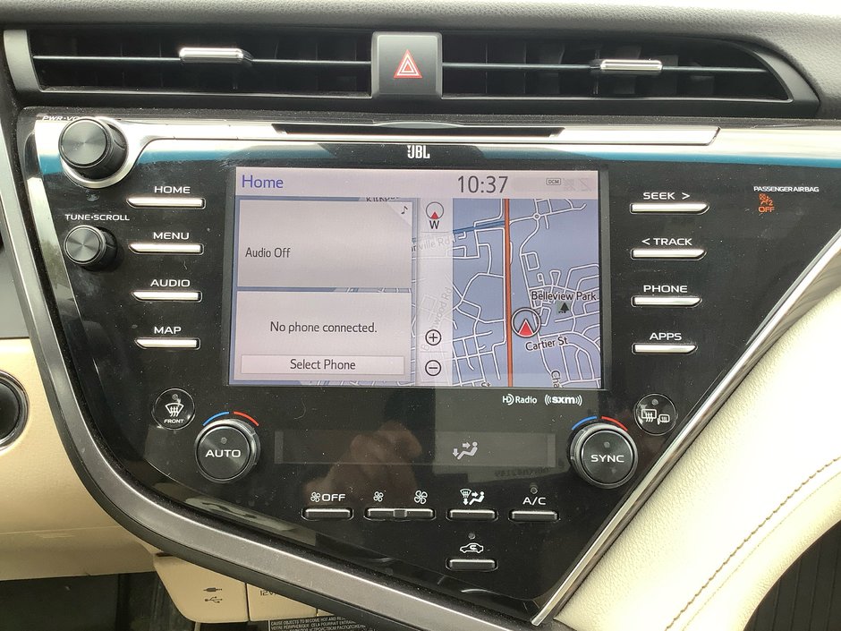 2018 Toyota Camry-23