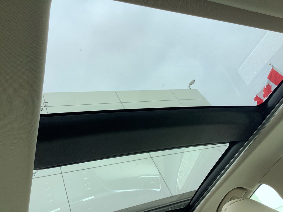 2018 Toyota Camry-25