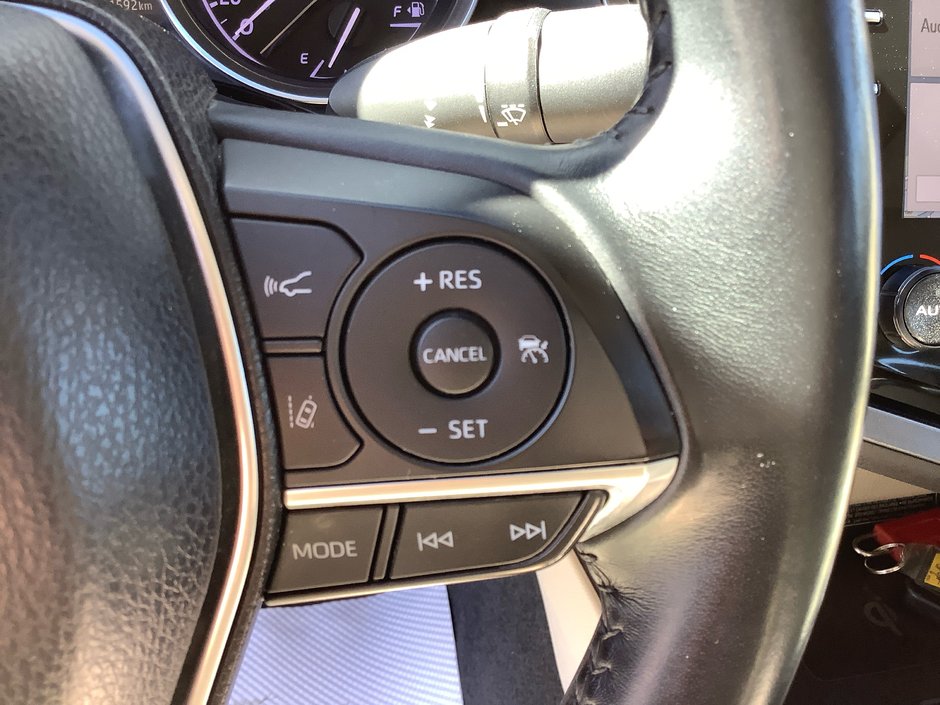 2018 Toyota Camry-19