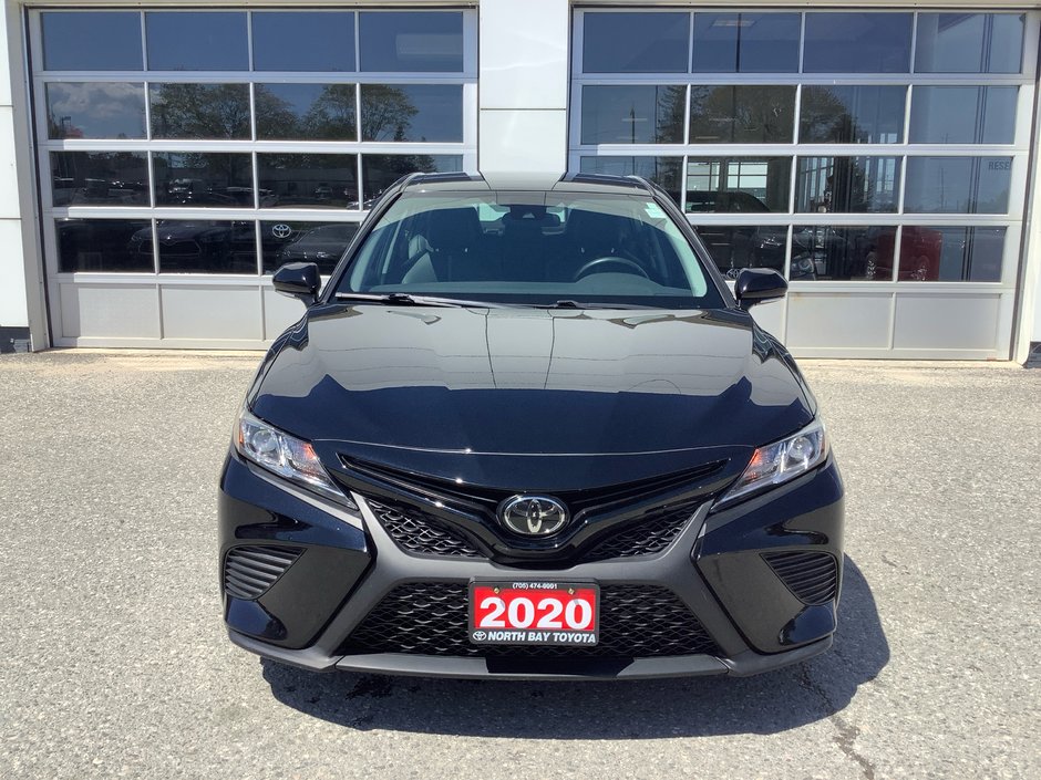 2020 Toyota Camry SE-2