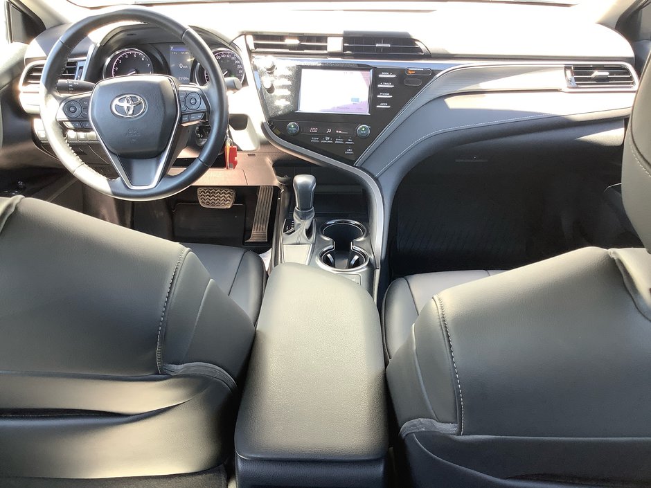 2020 Toyota Camry SE-22
