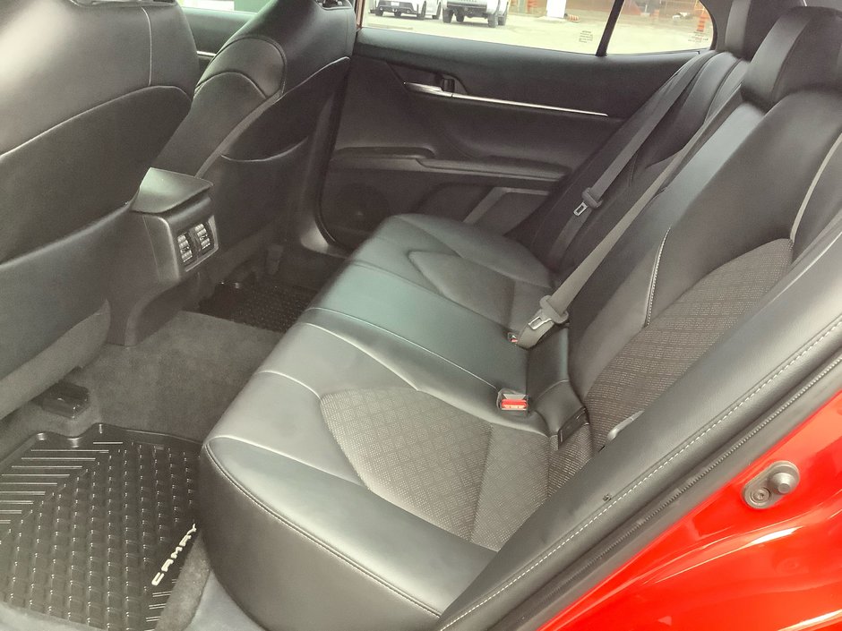 2022 Toyota Camry XSE-16