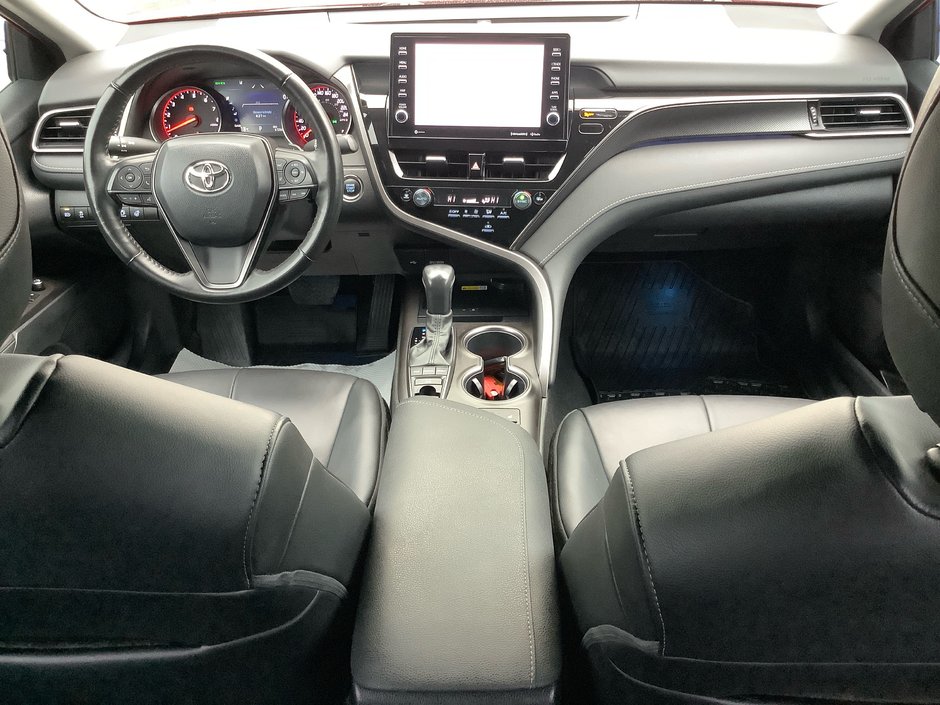 2022 Toyota Camry XSE-24