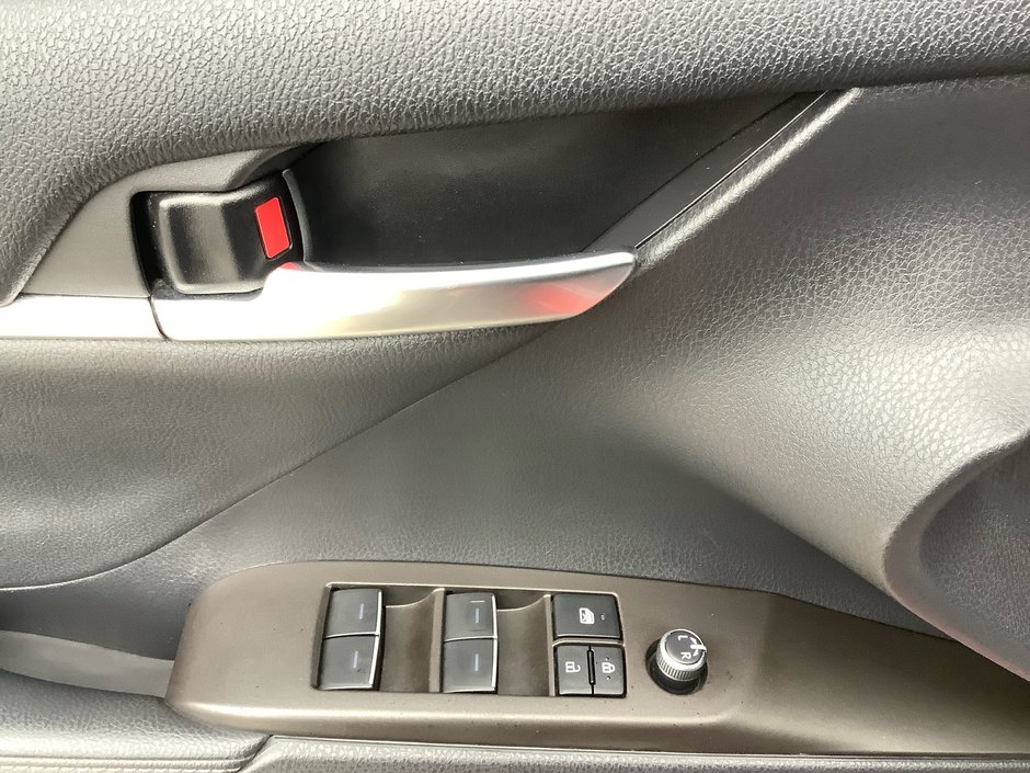 2022 Toyota Camry XSE-18