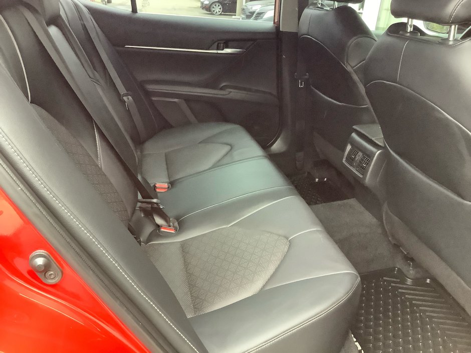 2022 Toyota Camry XSE-14