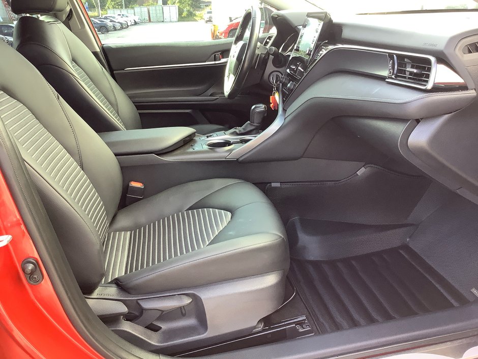 2023 Toyota CAMRY SE-3