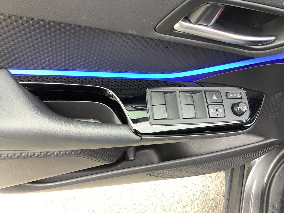 2021 Toyota CHR-11