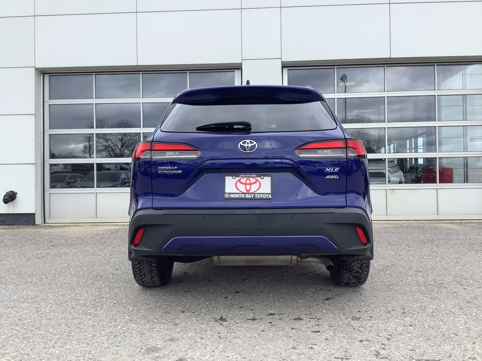 2022 Toyota COROLLA CROSS X XLE-7