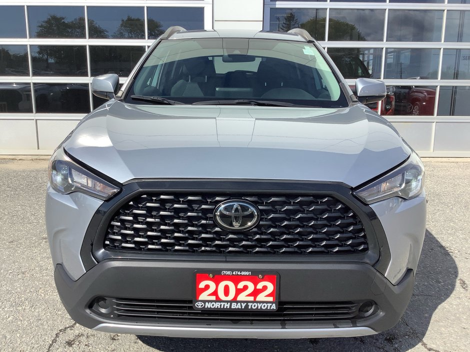 2022 Toyota COROLLA CROSS LE-2