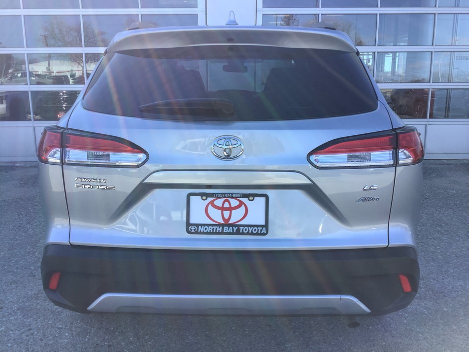 2022 Toyota COROLLA CROSS LE-7