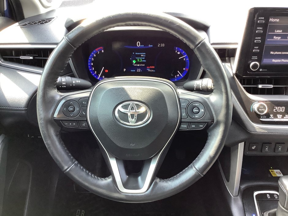 2022 Toyota COROLLA CROSS XLE-13