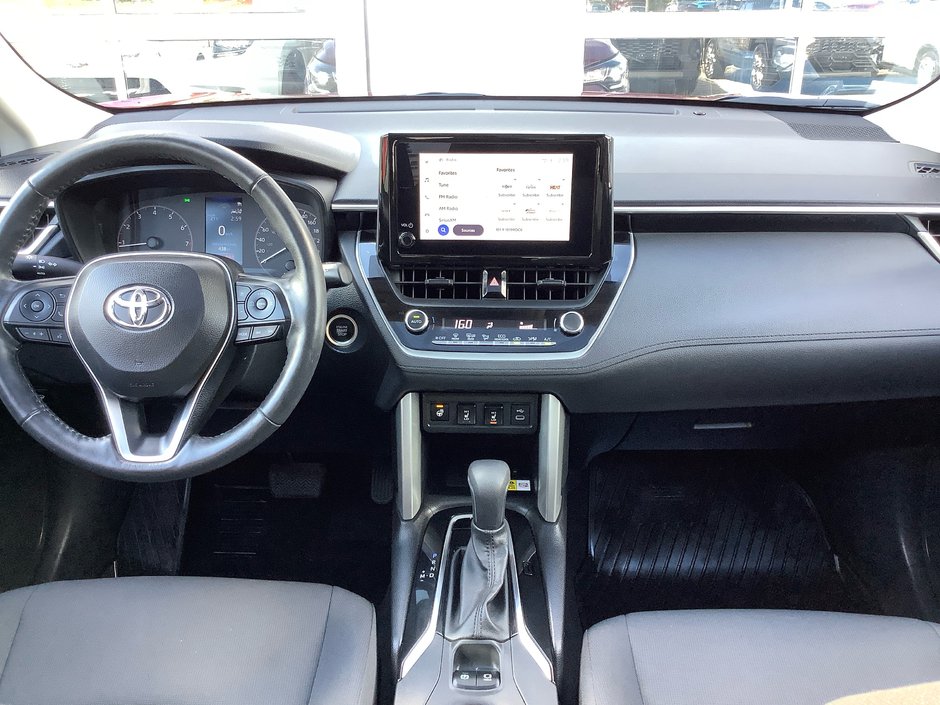 2023 Toyota COROLLA CROSS LE-20
