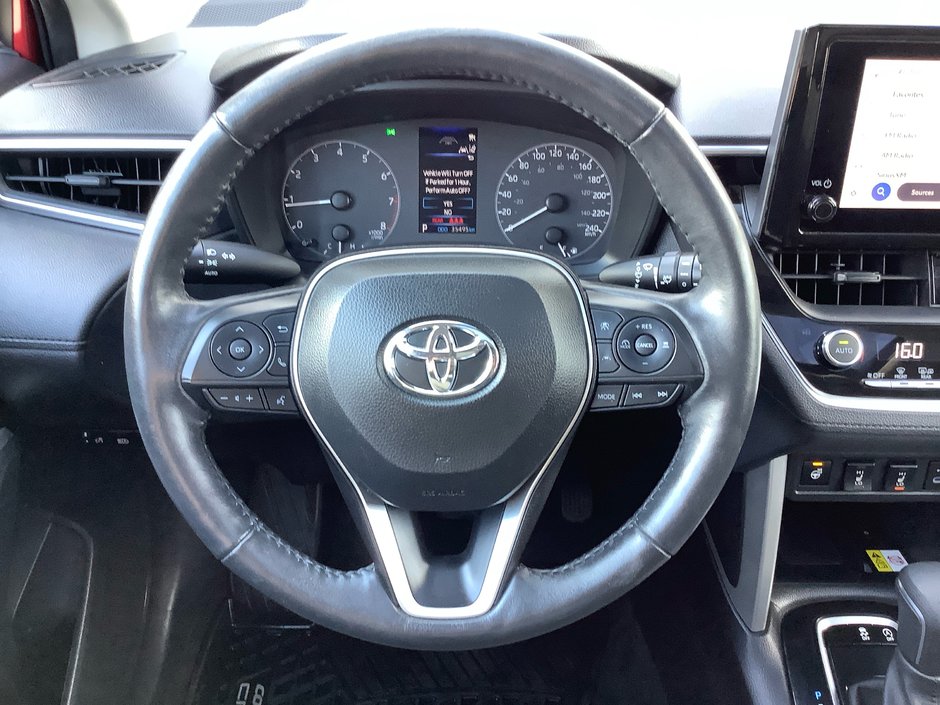 2023 Toyota COROLLA CROSS LE-14