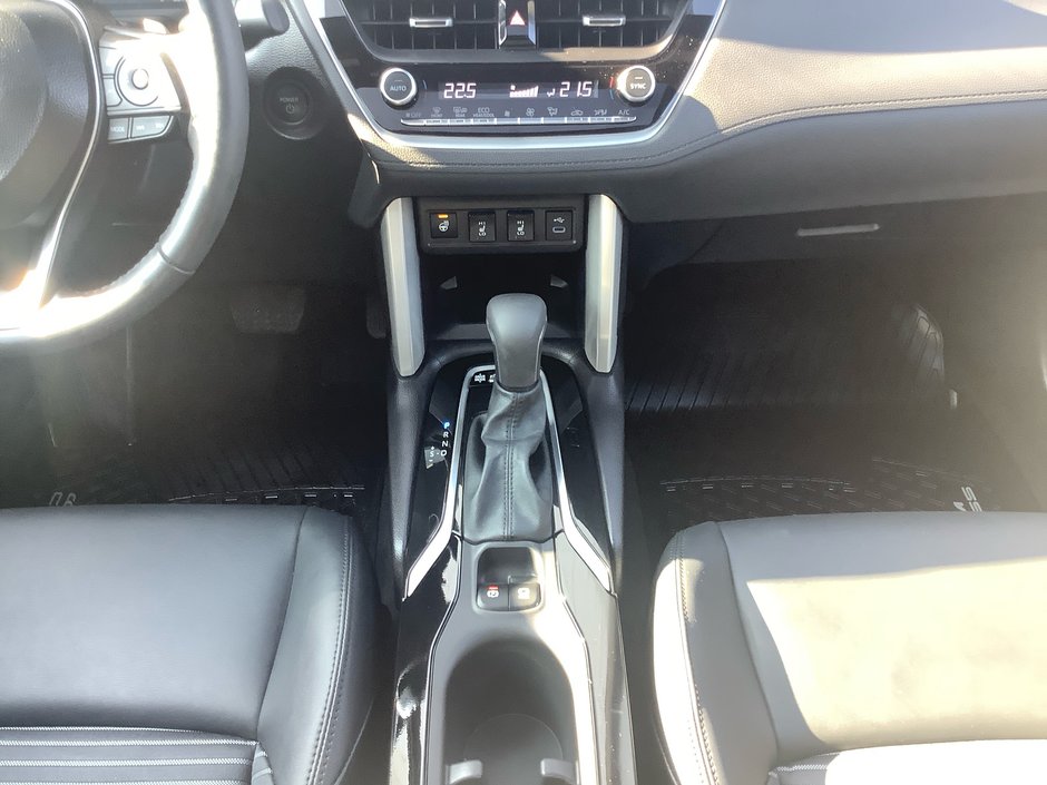 2025 Toyota COROLLA CROSS-20