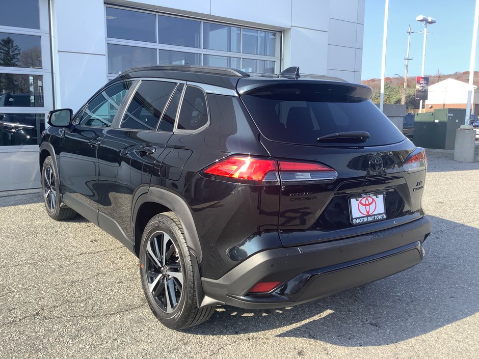 2025 Toyota COROLLA CROSS-5