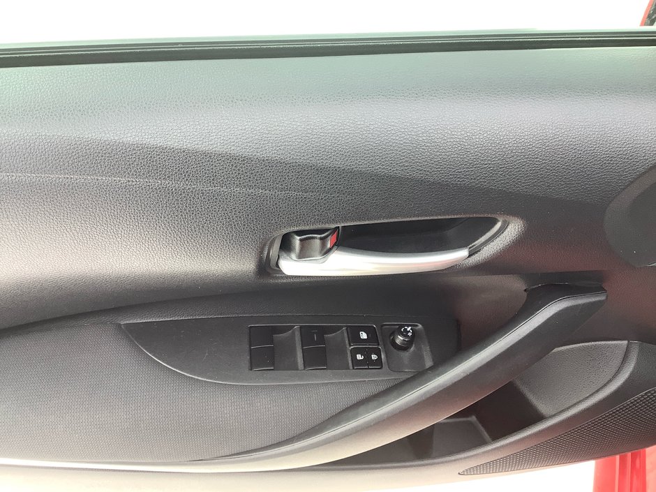 2020 Toyota COROLLA-13