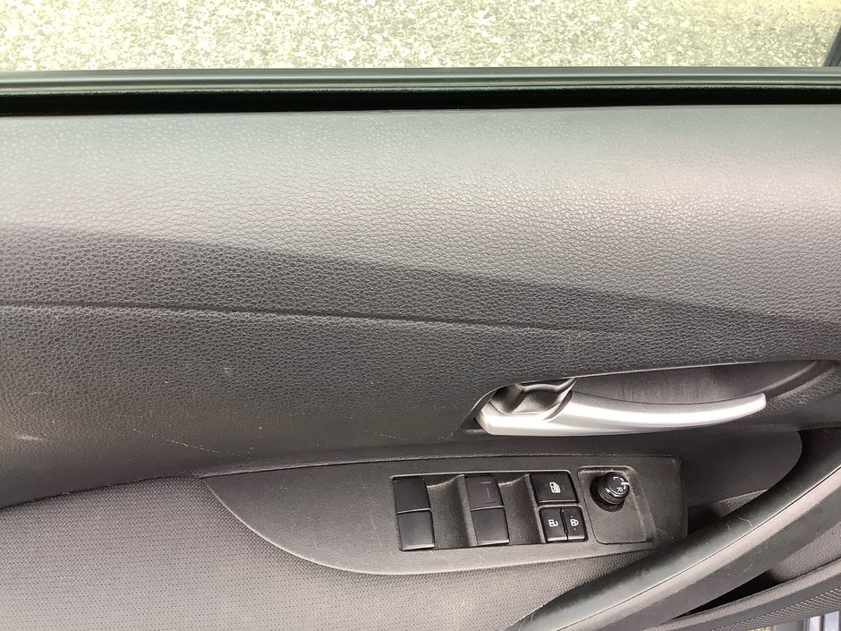 2021 Toyota Corolla-12