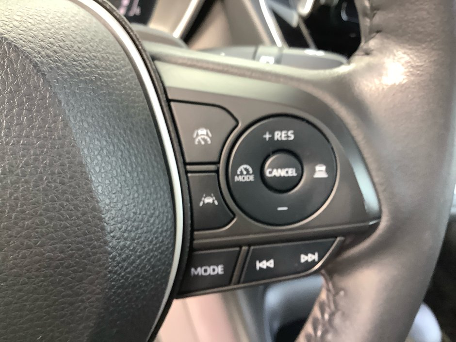 2023 Toyota COROLLA-17