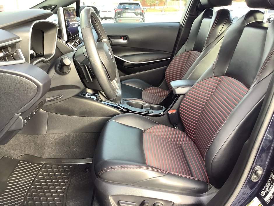 2023 Toyota COROLLA-12