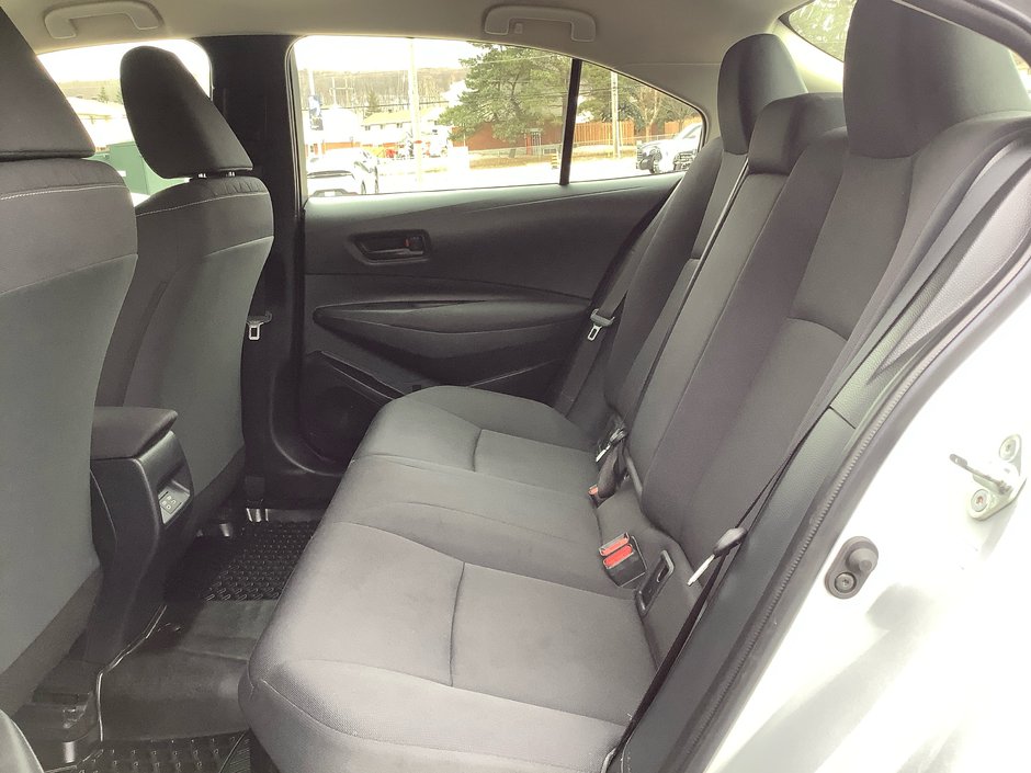 2023 Toyota COROLLA Hybrid LE-12