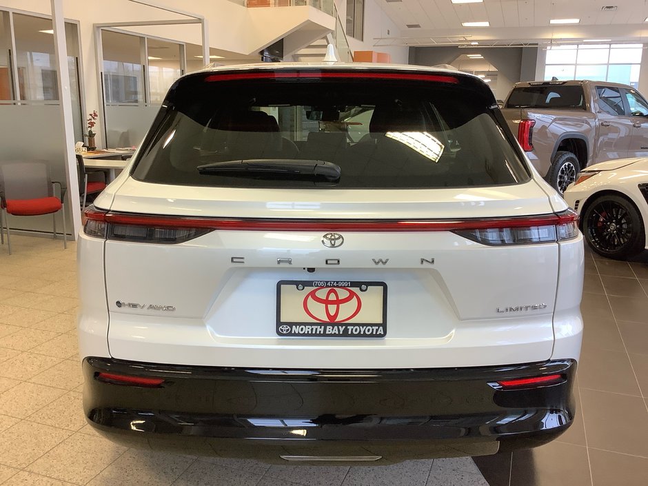 25 Toyota CROWN SIGNIA Limited-4