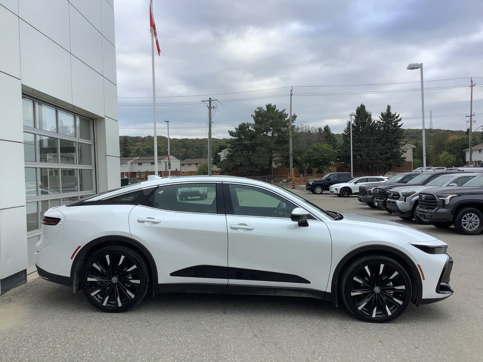 25 Toyota CROWN Platinum-3