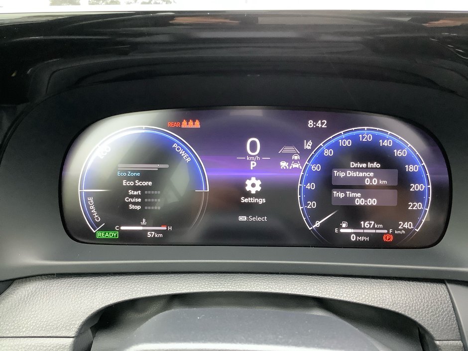 25 Toyota CROWN Platinum-15