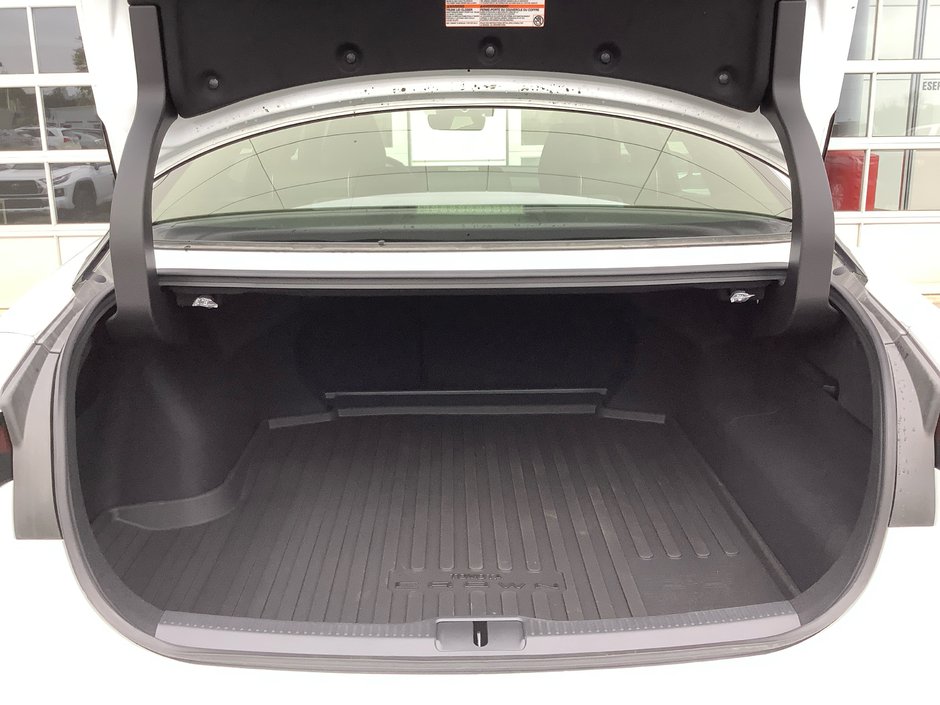 25 Toyota CROWN Platinum-6