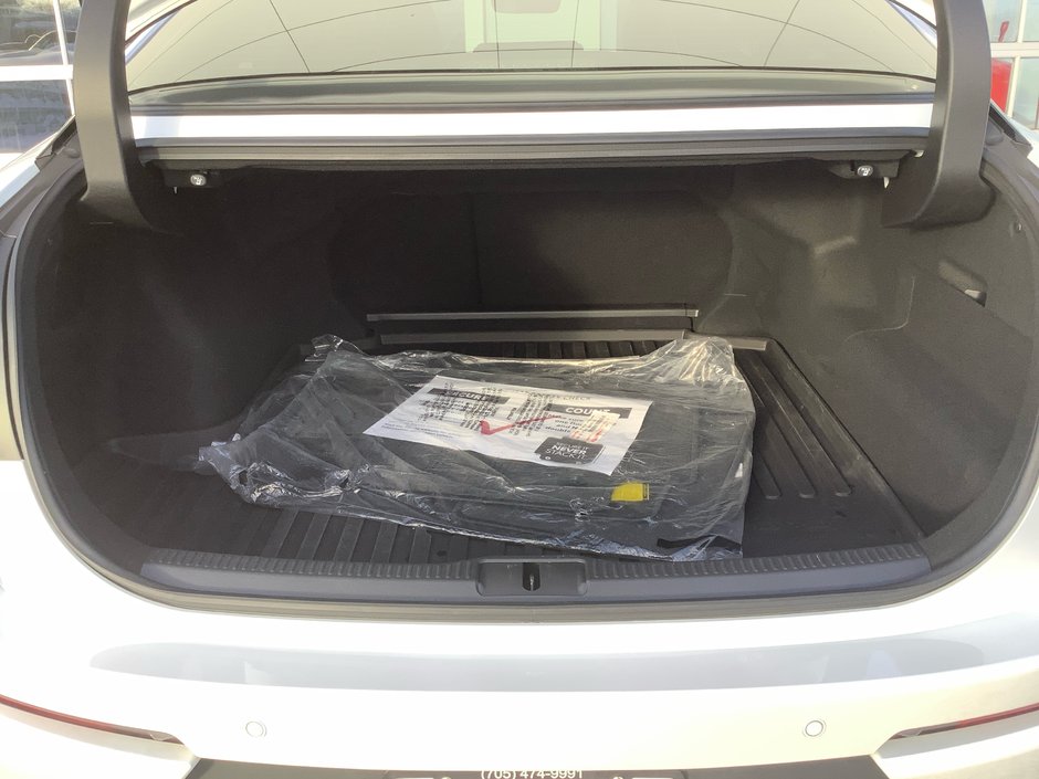 25 Toyota CROWN Platinum-8