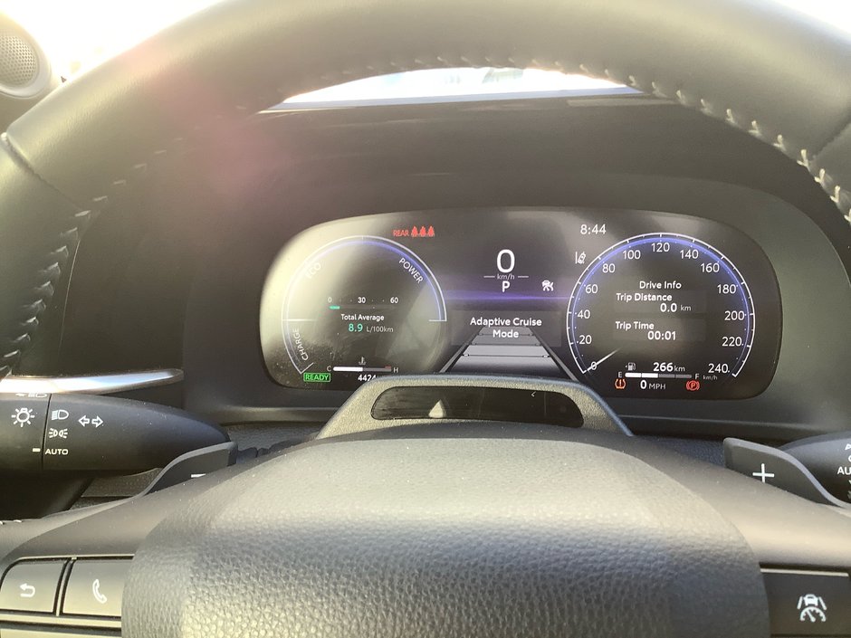 25 Toyota CROWN Platinum-20