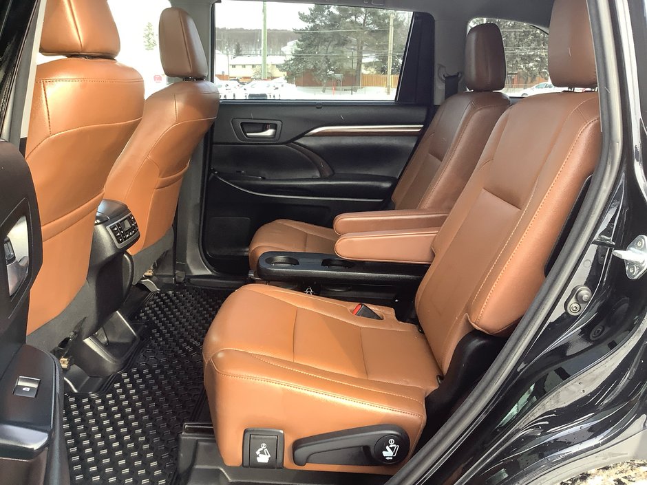 2018 Toyota HIGHLANDER Limited-24