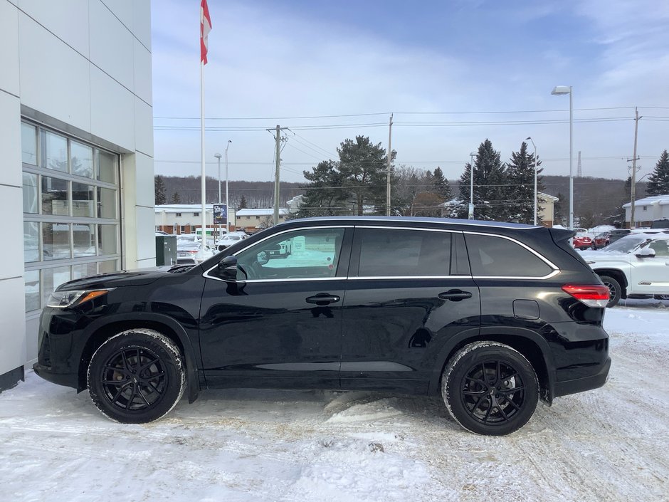 2018 Toyota HIGHLANDER Limited-13