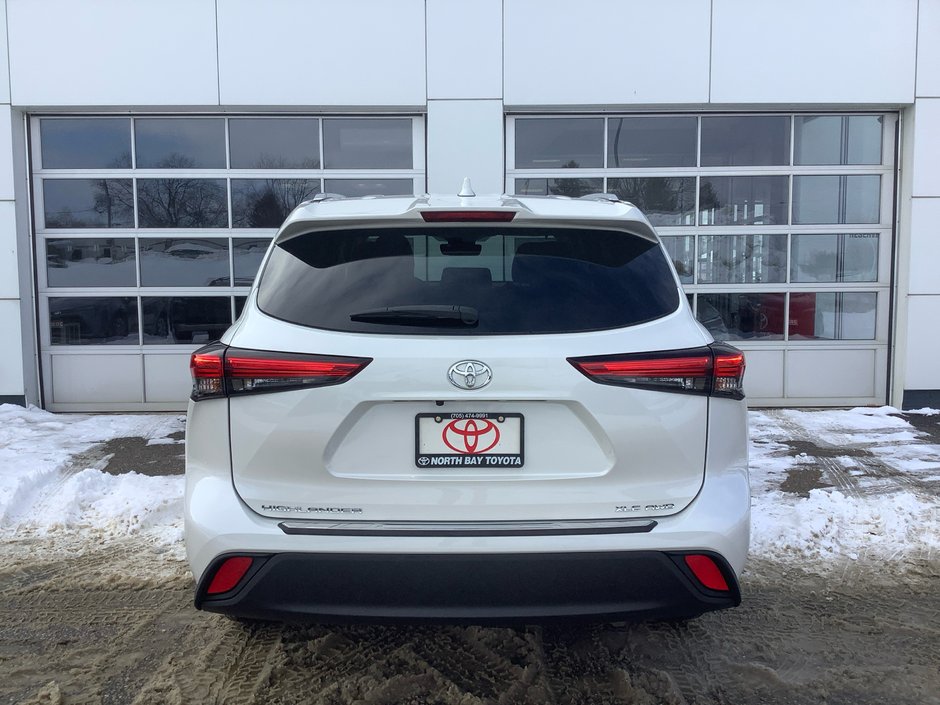 2021 Toyota HIGHLANDER XLE-6