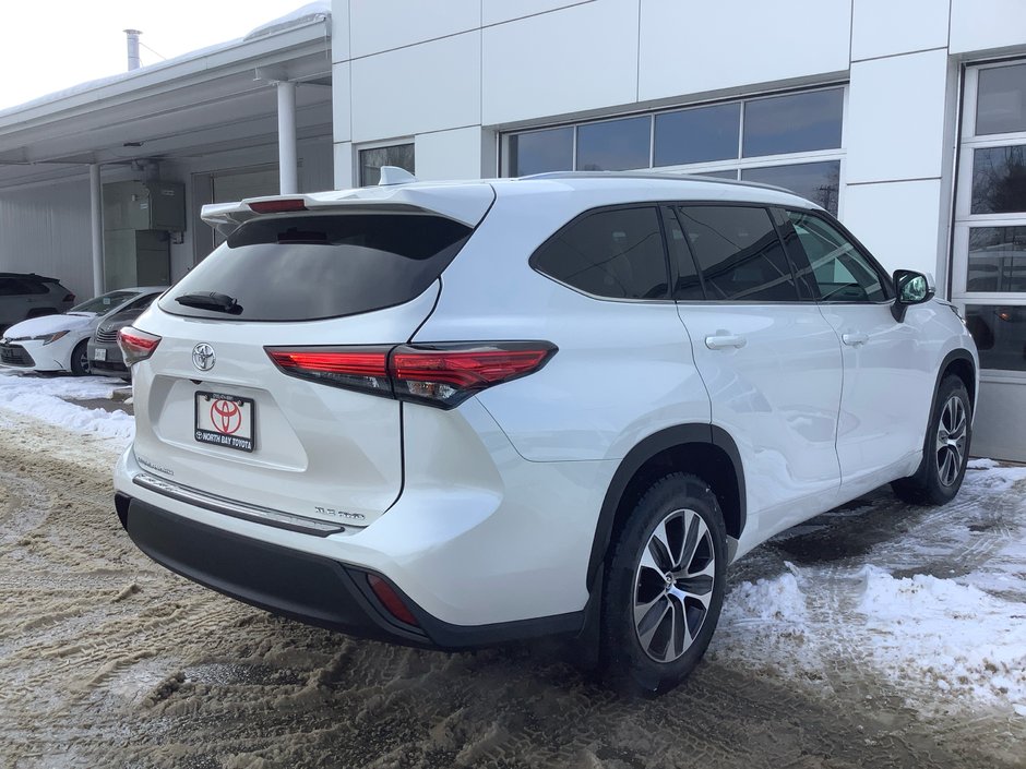 2021 Toyota HIGHLANDER XLE-4