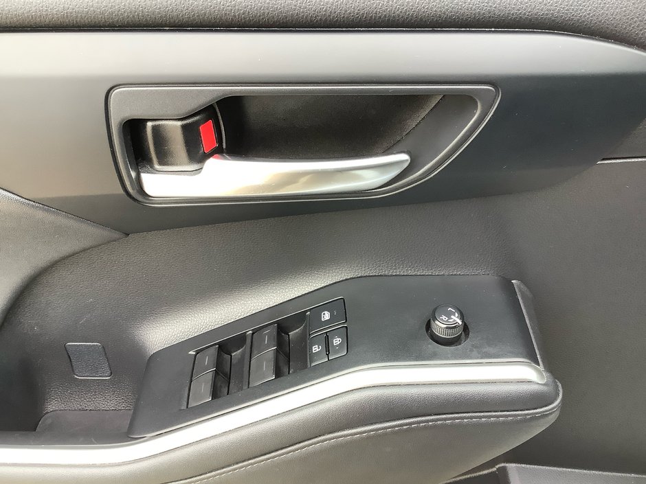 2021 Toyota HIGHLANDER XLE-19