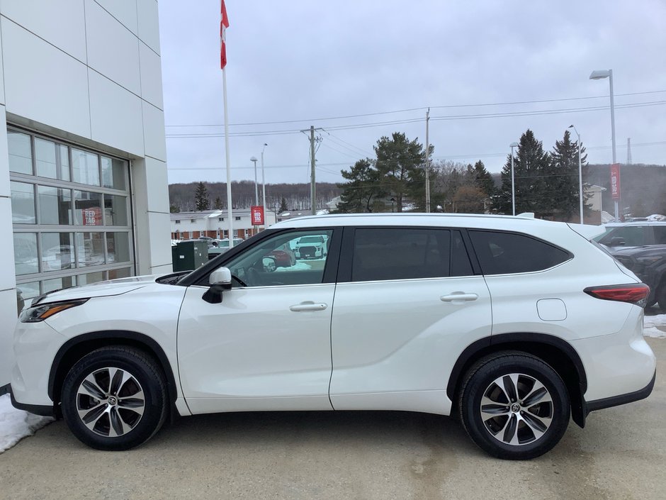 2021 Toyota HIGHLANDER XLE-9
