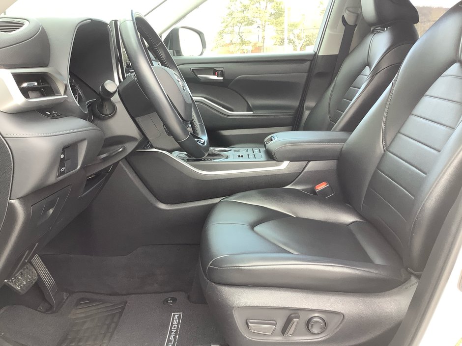 2021 Toyota HIGHLANDER XLE-14