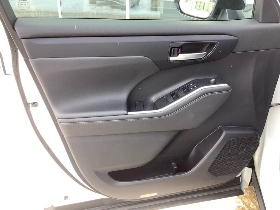 2022 Toyota HIGHLANDER XSE-10