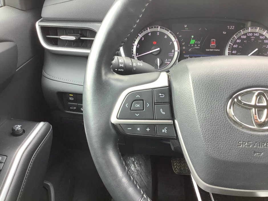 2022 Toyota HIGHLANDER XSE-18