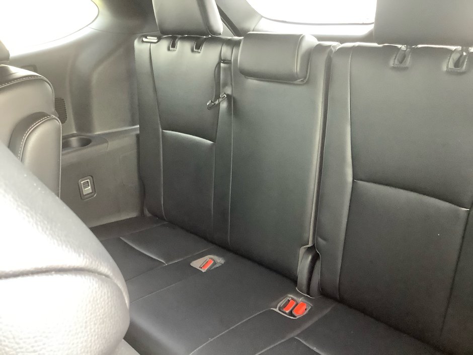 2022 Toyota HIGHLANDER XSE-16