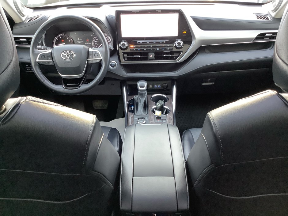 2022 Toyota HIGHLANDER Limited-14