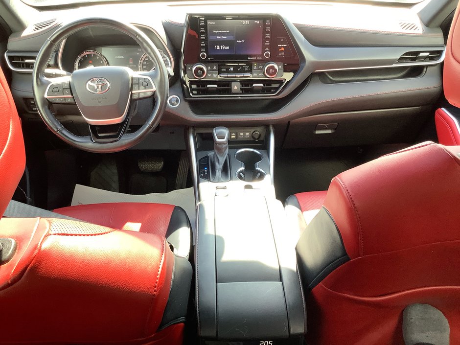 2022 Toyota HIGHLANDER XSE-15