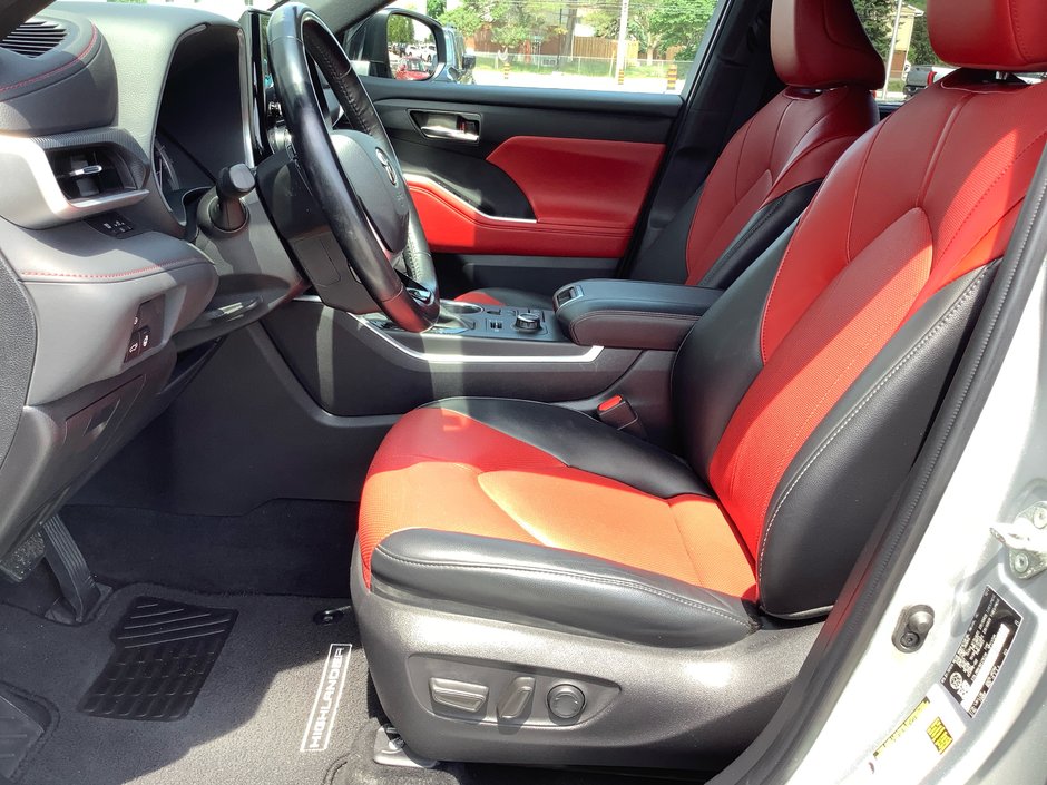 2022 Toyota HIGHLANDER XSE-15