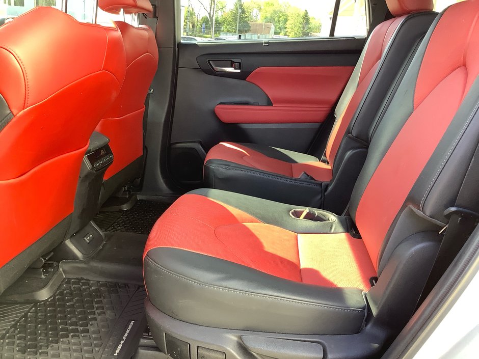 2022 Toyota HIGHLANDER XSE-7