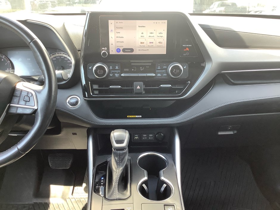 2023 Toyota Highlander XLE-21