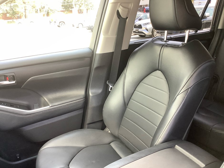 2023 Toyota Highlander XLE-14