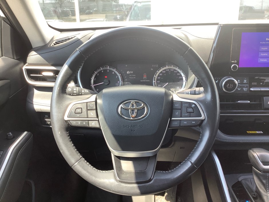 2023 Toyota Highlander XLE-17